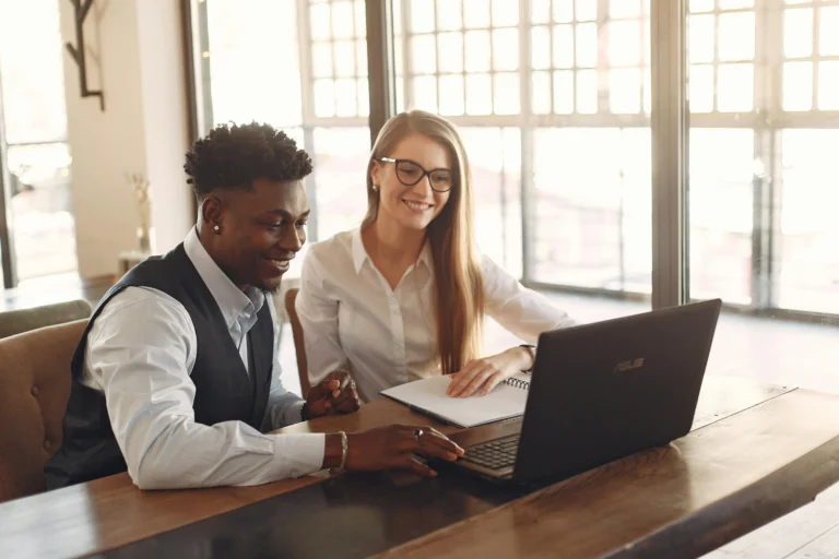 William Mills Agency Unveils Executive Social Media Program For Fintech Leaders 768x512