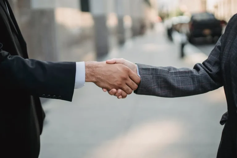 collaborates GXS Bank