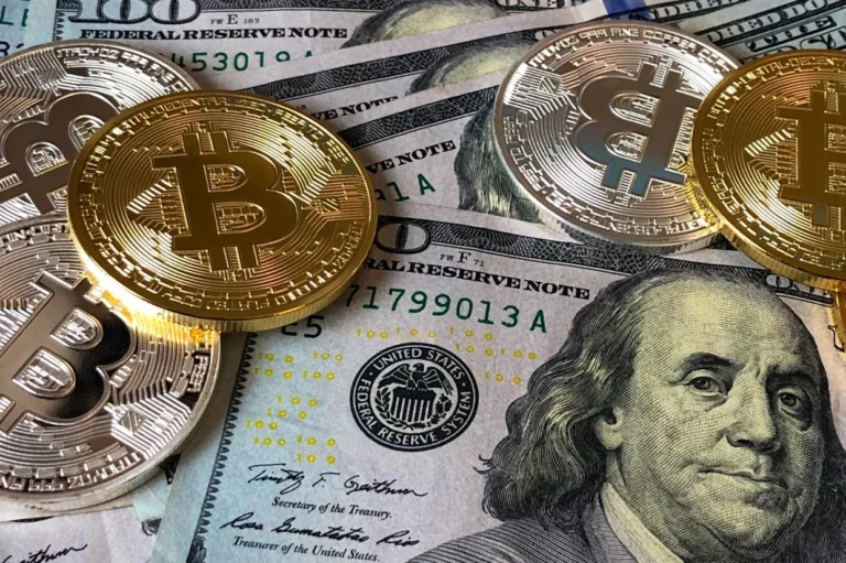 Eastern Bankshares and HarborOne Bancorp Begin Mailing StockCash Election Forms