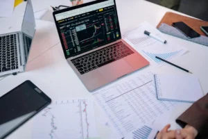 Intuit Unveils New Growth Phase for Mid-Market Businesses Using Data and AI to Accelerate Profitable Decision-Making